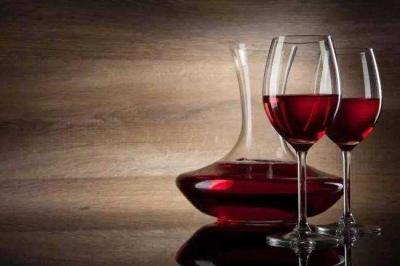 这些补肾药物加葡萄酒壮阳效果更甚，葡萄酒有哪些功效？