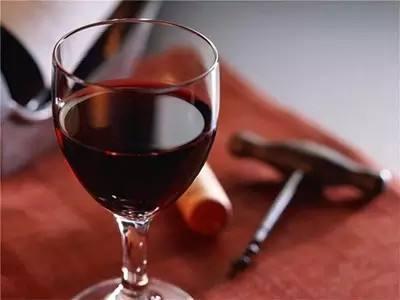男人喝葡萄酒有壮阳功效吗？